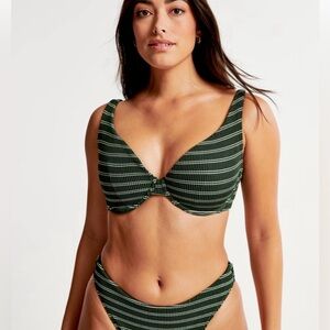 NWT Abercrombie High Rise Cheeky Bikini Bottoms, size M